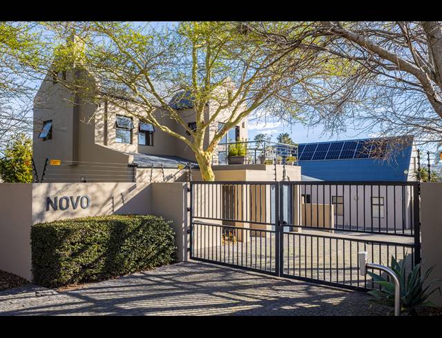 2 BEDROOM FREEHOLD TO LET IN KENRIDGE